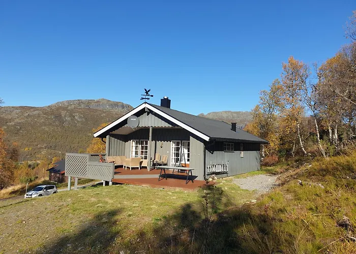 Filefjellhytta Ved Tyin Og Jotunheimen In Og Out Til Alpinanlegg Og Skiloyper *