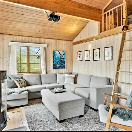 Casa de Férias Filefjellhytta Ved Tyin Og Jotunheimen In Og Out Til Alpinanlegg Og Skiloyper *